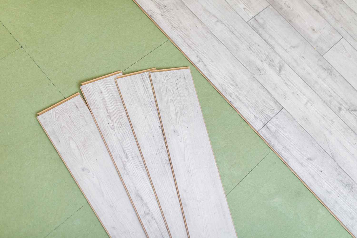 Installing Lino Flooring